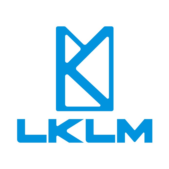 LKLM开朗专业旅行车店