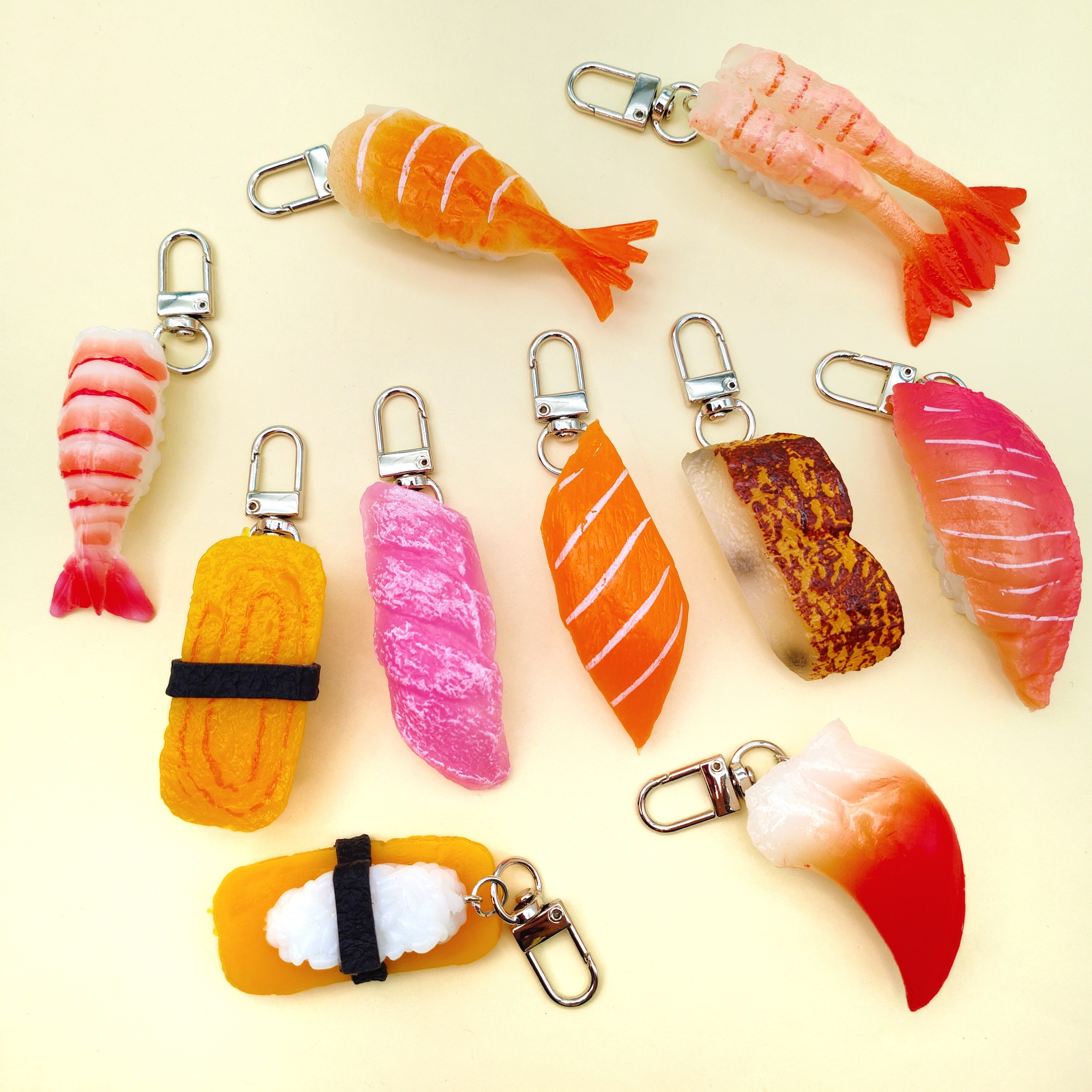 批发仿真日式寿司模型三文鱼书包汽车精品钥匙扣链挂件旅游纪念品