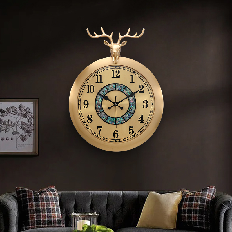 轻奢黄铜鹿头挂钟创意美式墙壁装饰挂表欧式大气玄关金属石英钟