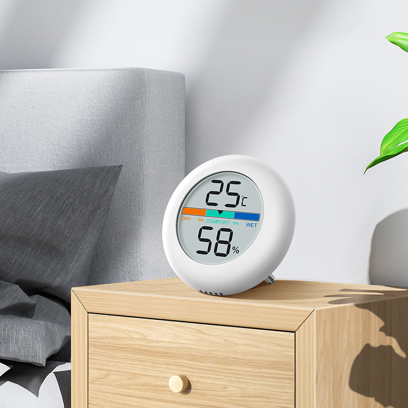 日本电子温湿度计家用卧室高精度传感器室内婴儿房数字显示温度计