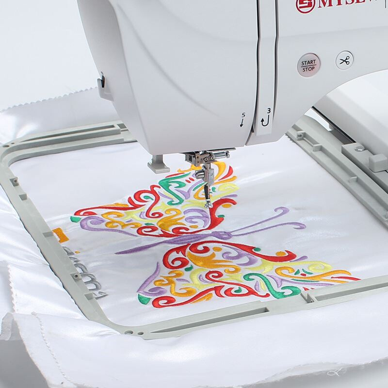 新品V700家用电动绣花机全自动小型刺绣缝纫机源头工厂