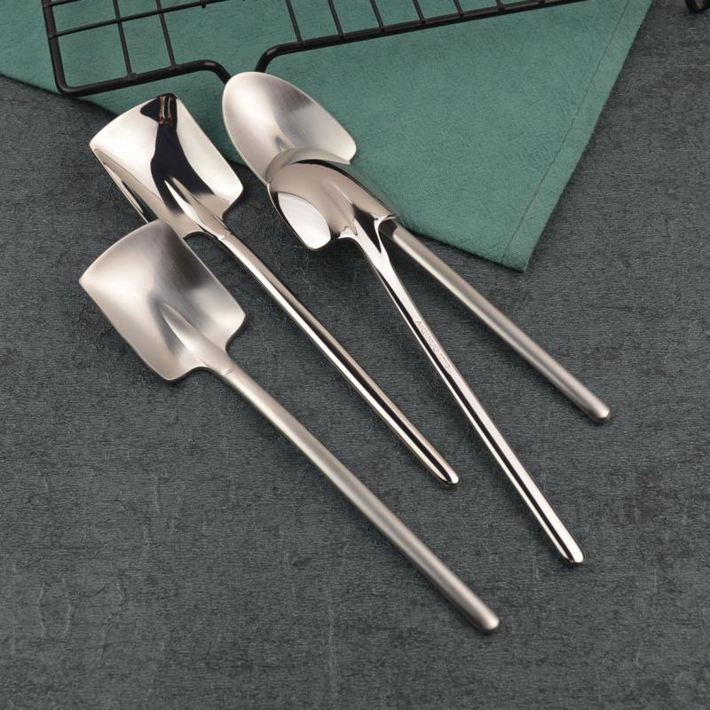 304不锈钢儿童勺子铁锨勺子尖头勺铁锹勺方头勺米饭勺成人甜品勺