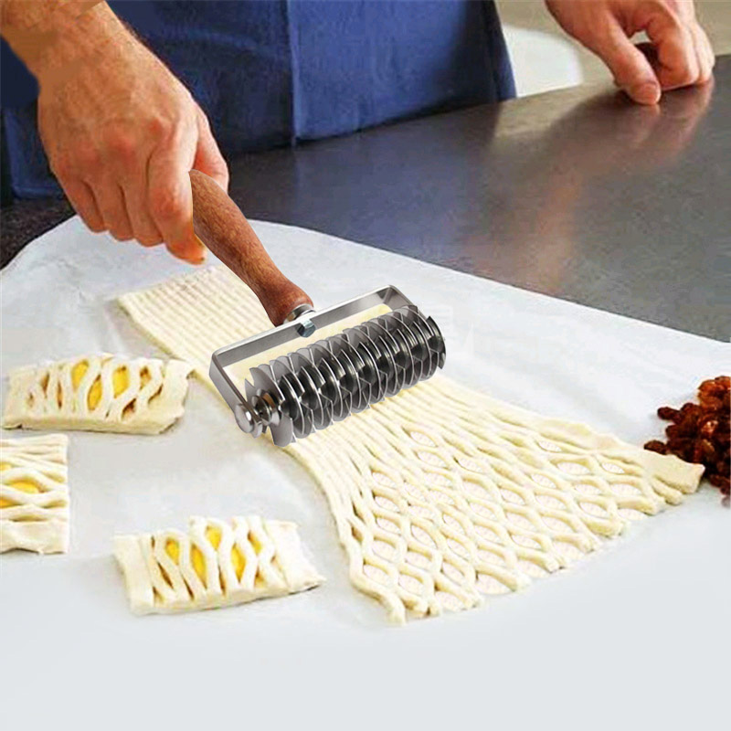 不锈钢木柄切轮刀滚轮刀滚刀披萨派皮类适用烘培工具烘焙器具厨具