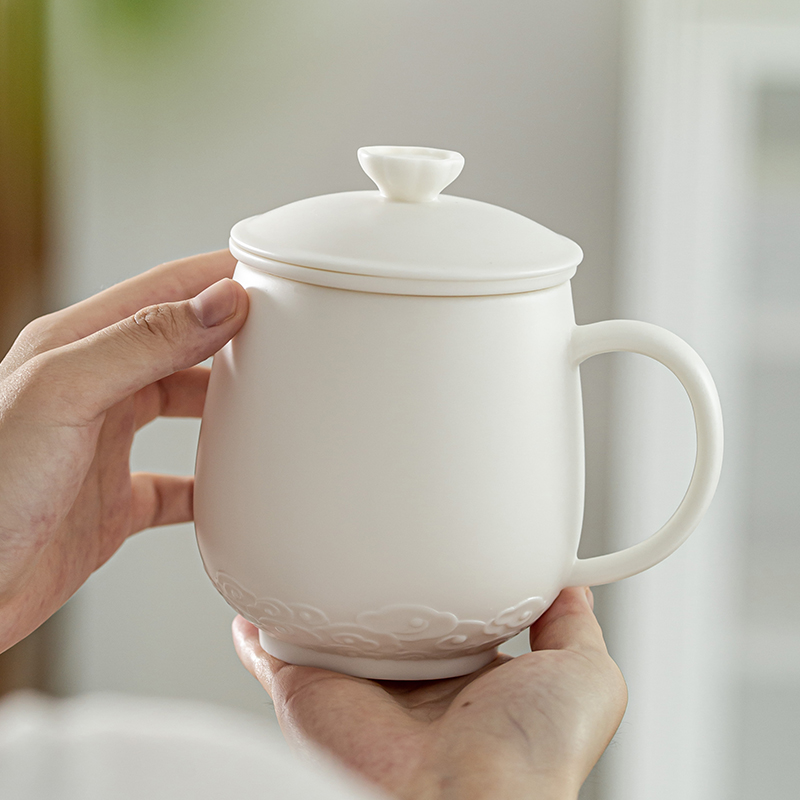 德化白瓷羊脂玉茶杯办公杯茶水分离陶瓷水杯大容量带盖杯子泡茶