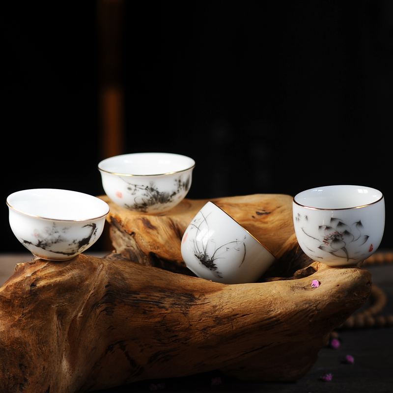 中国白陶瓷茶碗茶杯套装个性家用高档礼品主人杯创意羊脂玉白酒杯