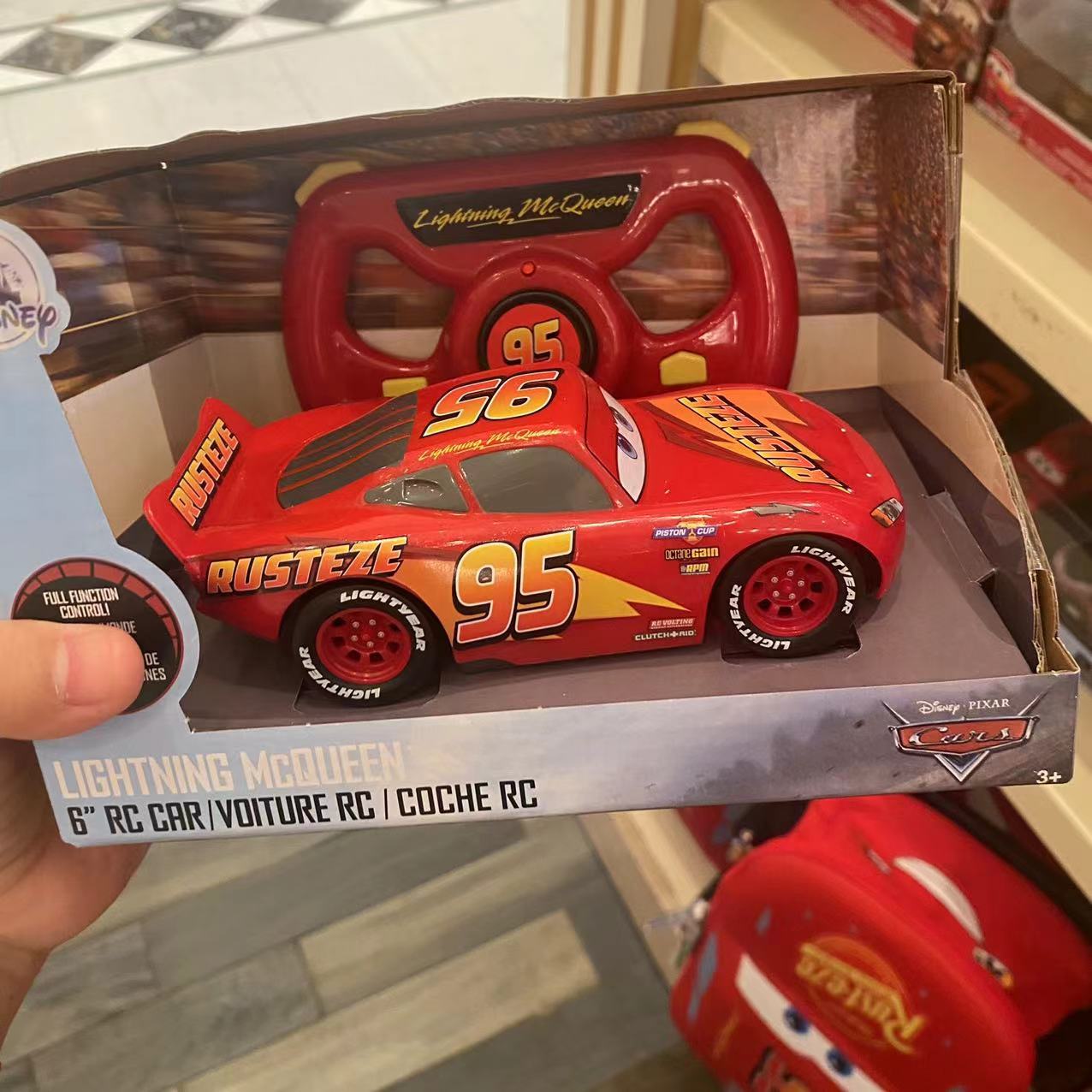 香港迪士尼代购  汽车总动员闪电麦坤板牙卡通遥控赛车汽车玩具