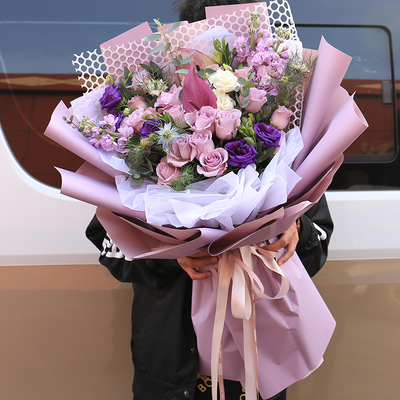 母亲节创意北京鲜花速递同城一辈紫玫瑰花束混搭生日女朋友配送花