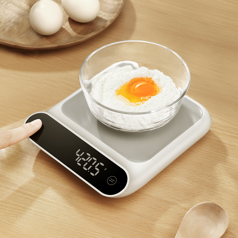 日式LISSA厨房电子秤小型家用烘焙专用食物秤克称高精度小称量器