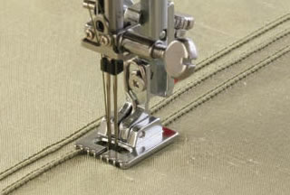 兄弟缝纫机电动家用多功能配件嵌线细塔克9沟槽聚拢缝褶坦克压脚