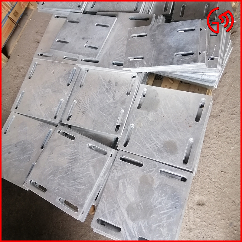 钢板平板中厚板镀锌花纹板热轧预埋件铁板冷轧板 304不锈钢板18MM