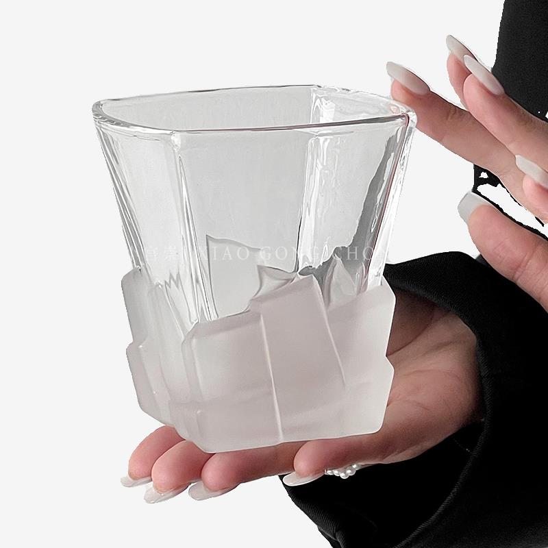 小众设计艺术感磨砂冰块杯限定轻奢酒杯高级感威士忌酒杯玻璃杯子