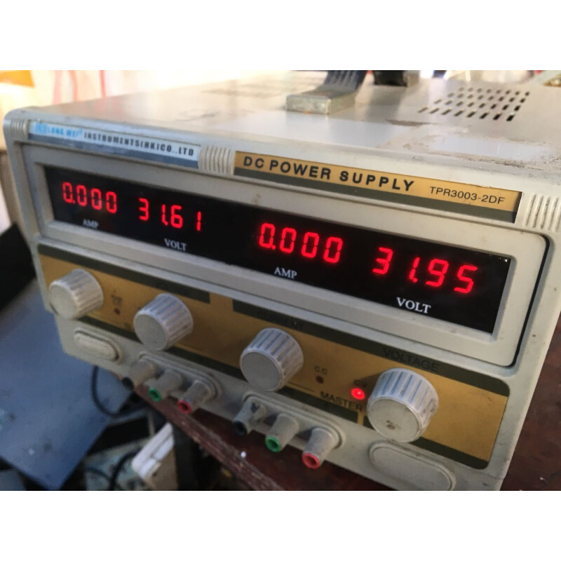 二手TPR3003-2DF直流稳压电源 30V3A 双路可调 4位数显高精准