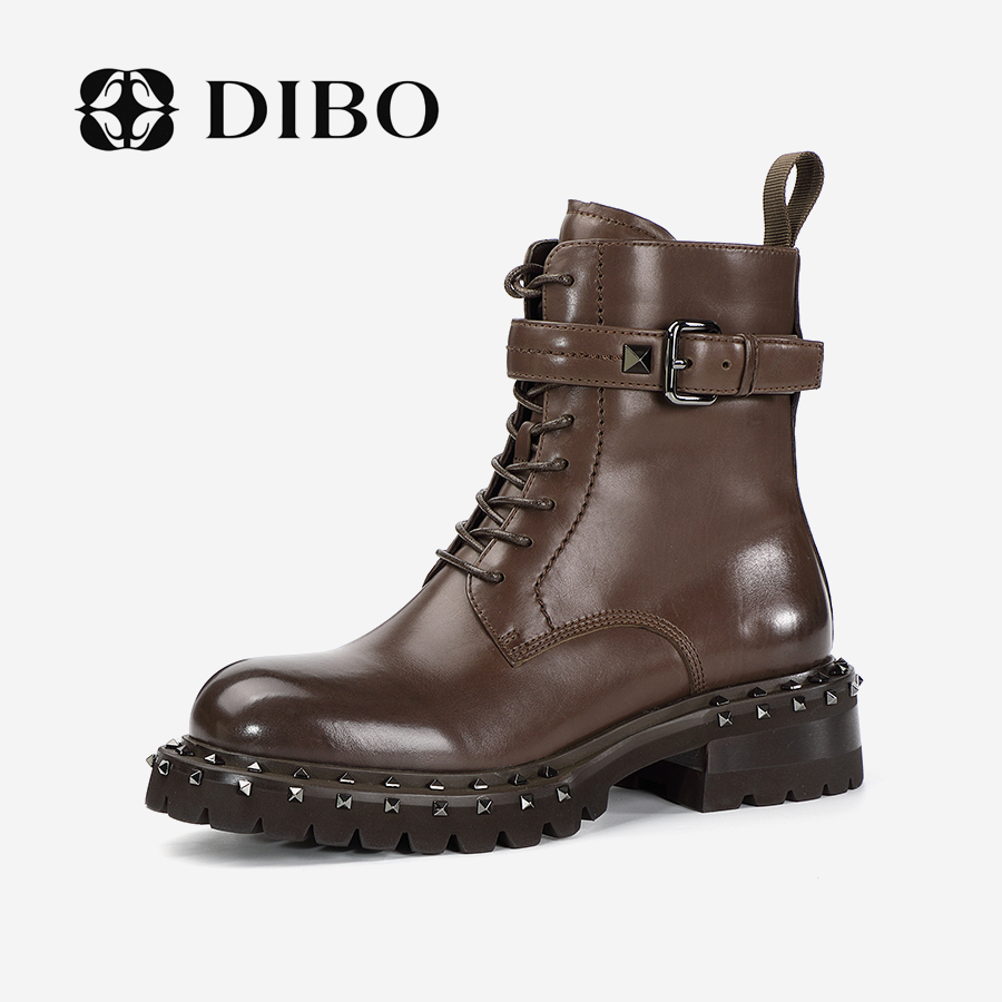 DIBO碲铂2023年秋季新品英伦风铆钉机车靴真皮短靴平跟马丁靴女