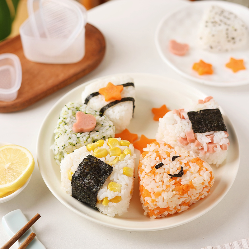 日式三角饭团模具儿童早餐米饭寿司制作神器磨具造型烘焙工具家用
