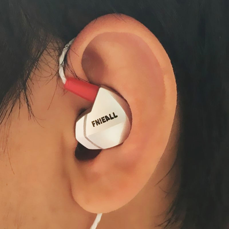 耳机有线入耳式挂耳式3.5mm圆孔运动跑步听歌手机游戏带线重低音