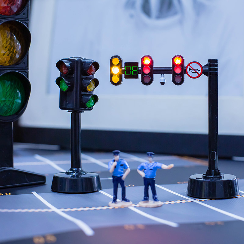 红绿灯交通信号灯玩具益智儿童过家家城市道路交通模型3到6岁玩具