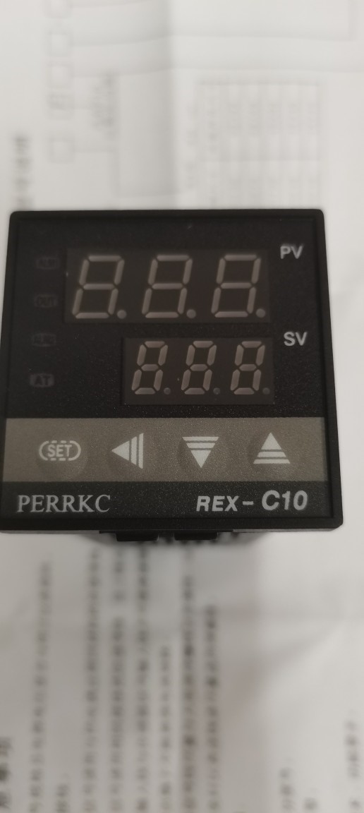 PERRKC REX-C10 RKC C100 REX-C100 C10FK02 温控表 温控器温控仪