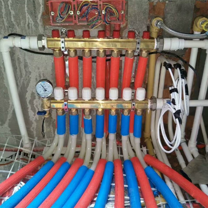 地暖管专用弯管器地暖盘管塑料护管卡弯管卡盘管保护器分水器下面