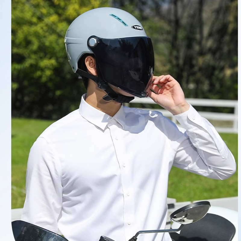 3C认证野马头盔电动摩托车男女士四季通用冬天保暖安全帽冬夏两用