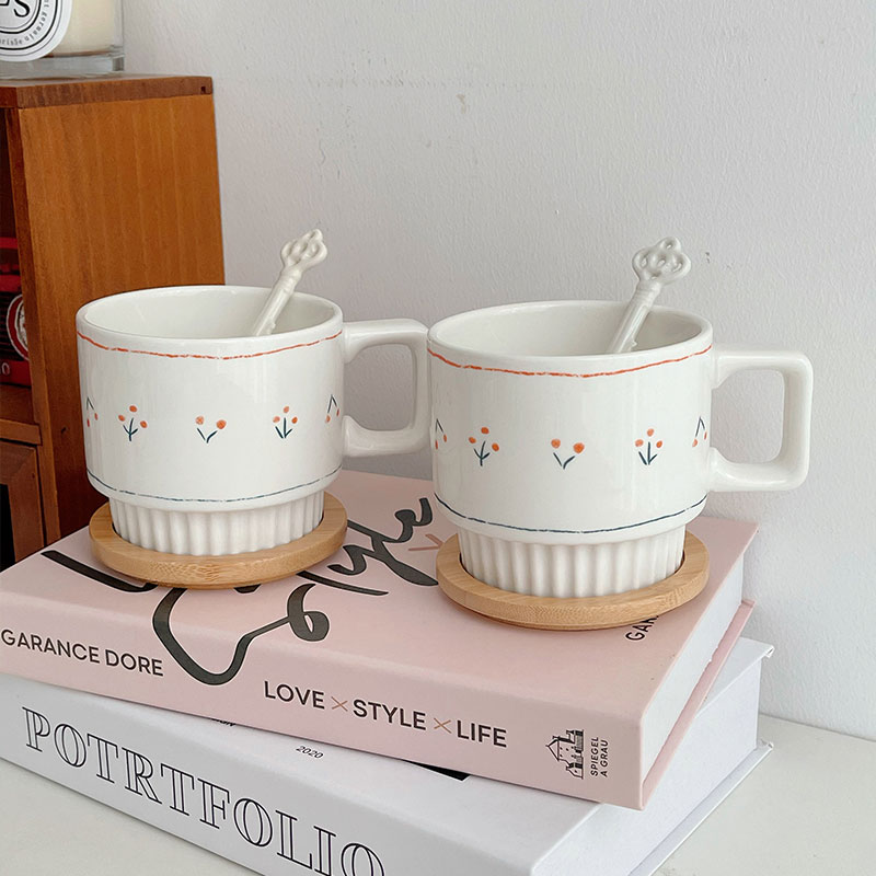 穆尼 韩式ins风樱桃马克杯可爱陶瓷水杯早餐牛奶咖啡杯子带盖带勺