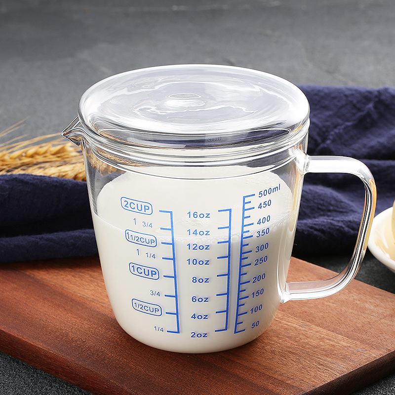 耐高温玻璃量杯儿童牛奶杯带刻度微波炉家用厨房量水杯刻度杯有盖