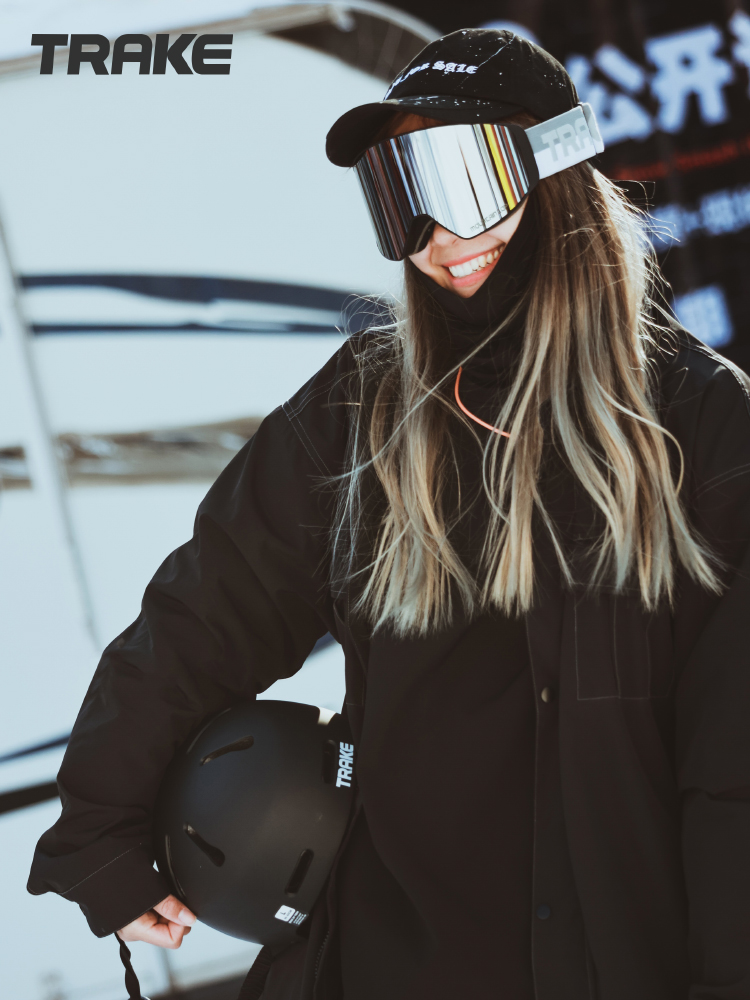 定制TRAKE滑雪头盔女专业防撞保暖护具装备黑白单双板成人雪头盔