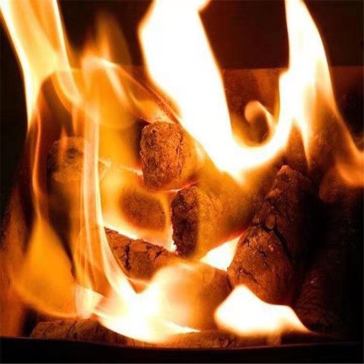 生物质颗粒燃料纯实木环保木炭颗粒可家用清洁能源不结焦锅炉无损
