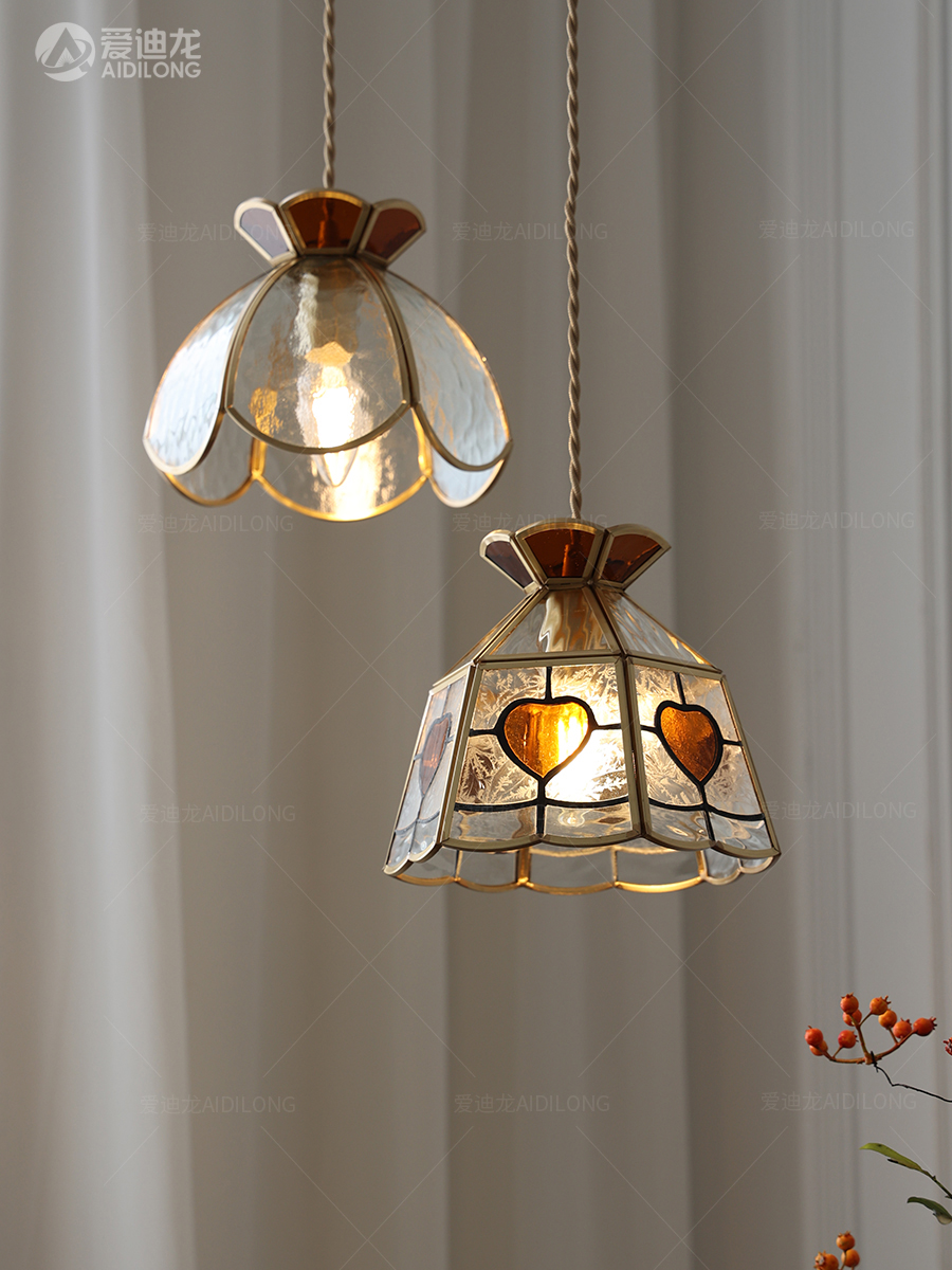 复古黄铜手工灯罩美式风格床头餐厅咖啡厅氛围灯彩色玻璃爱心吊灯