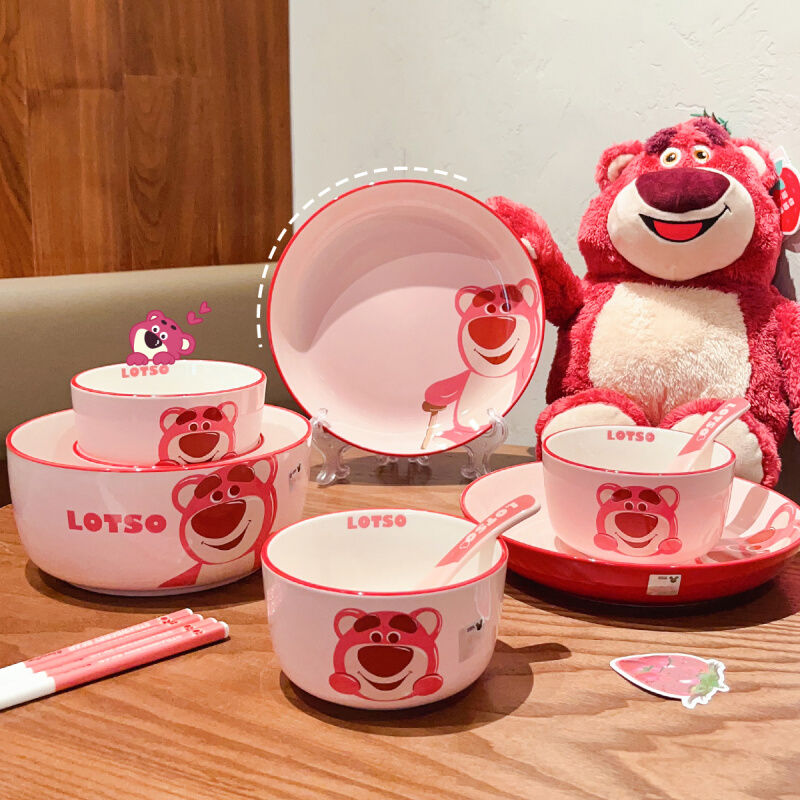 草莓熊餐具碗碟套装家用2023新款碗盘碗筷陶瓷饭碗可爱一人食组合
