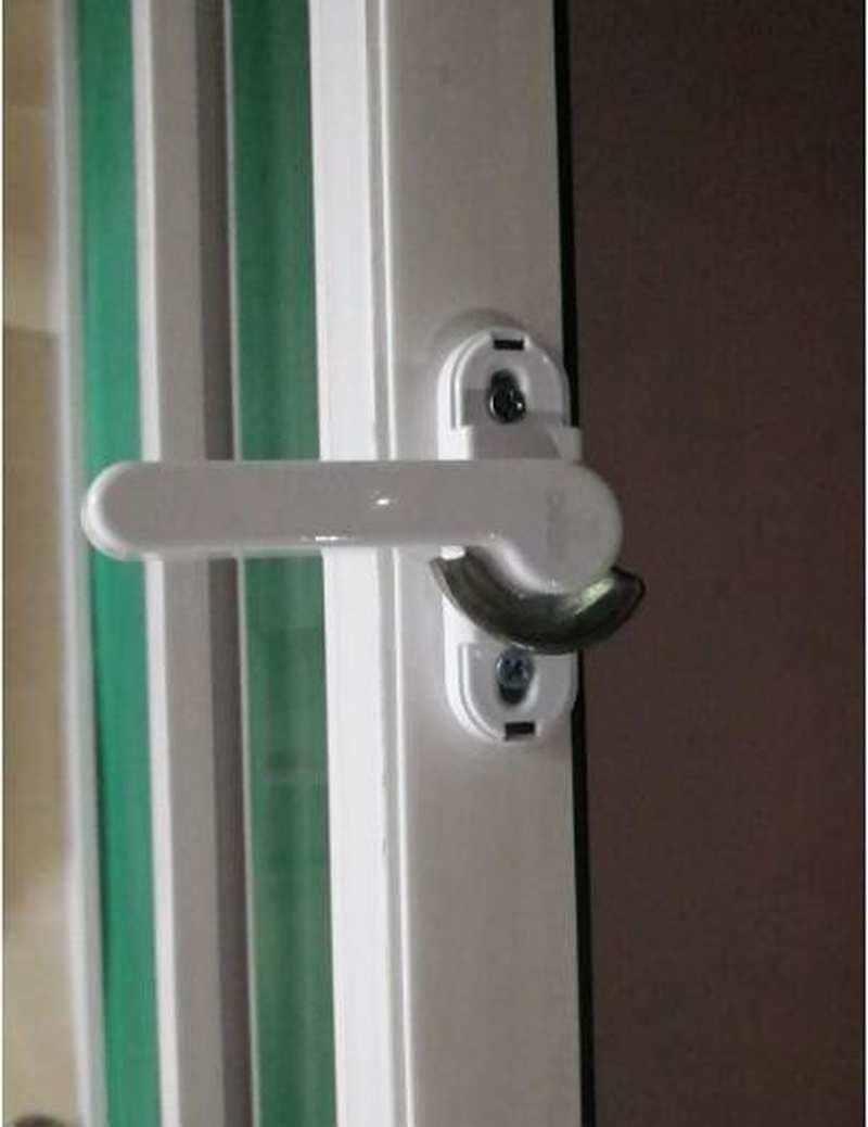 50mm孔距 加厚铝合金塑钢门窗月牙锁 推拉窗锁扣 窗户锁 门窗搭扣