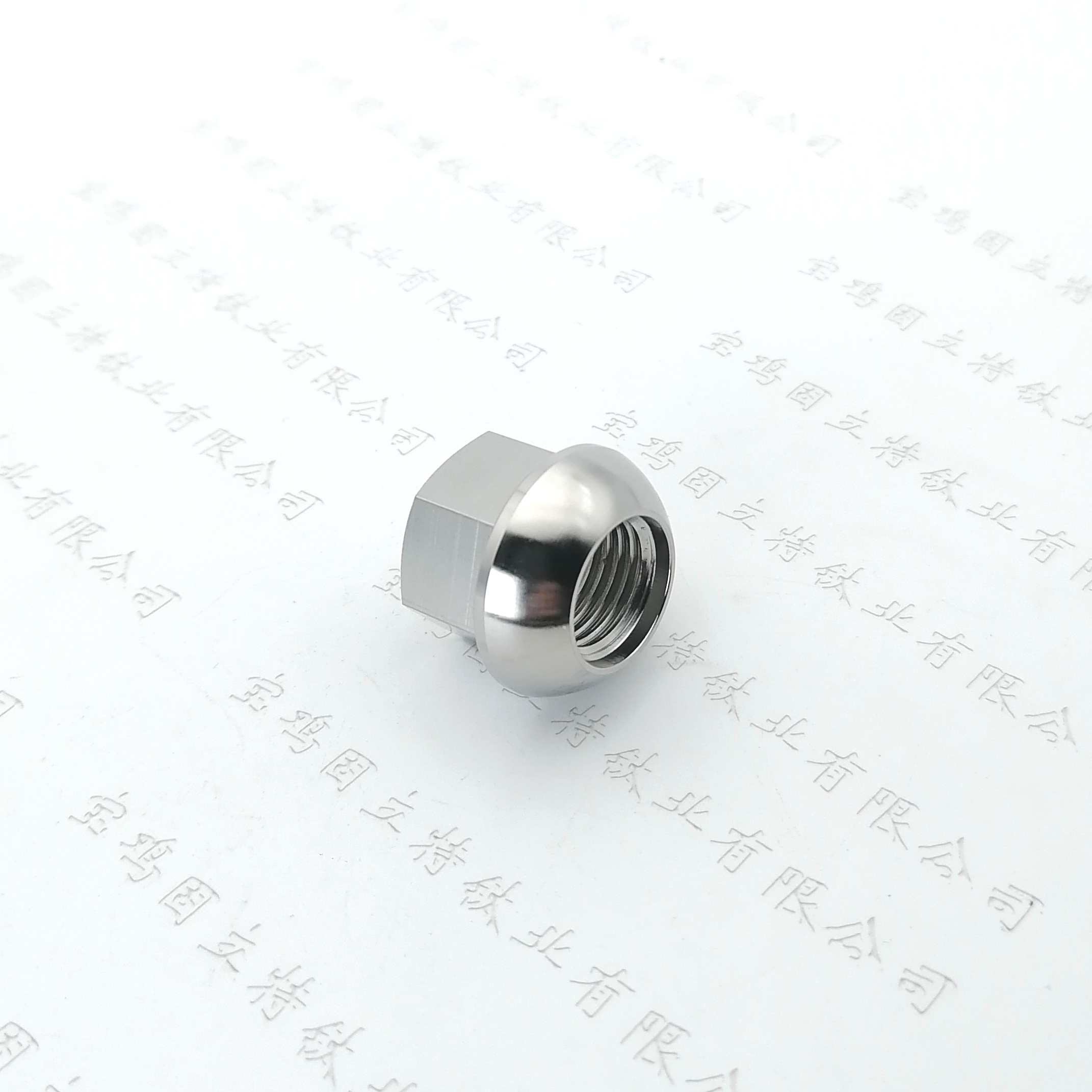钛合金轮毂螺母M14-1.5×20球面通孔改装加高法兰盘
