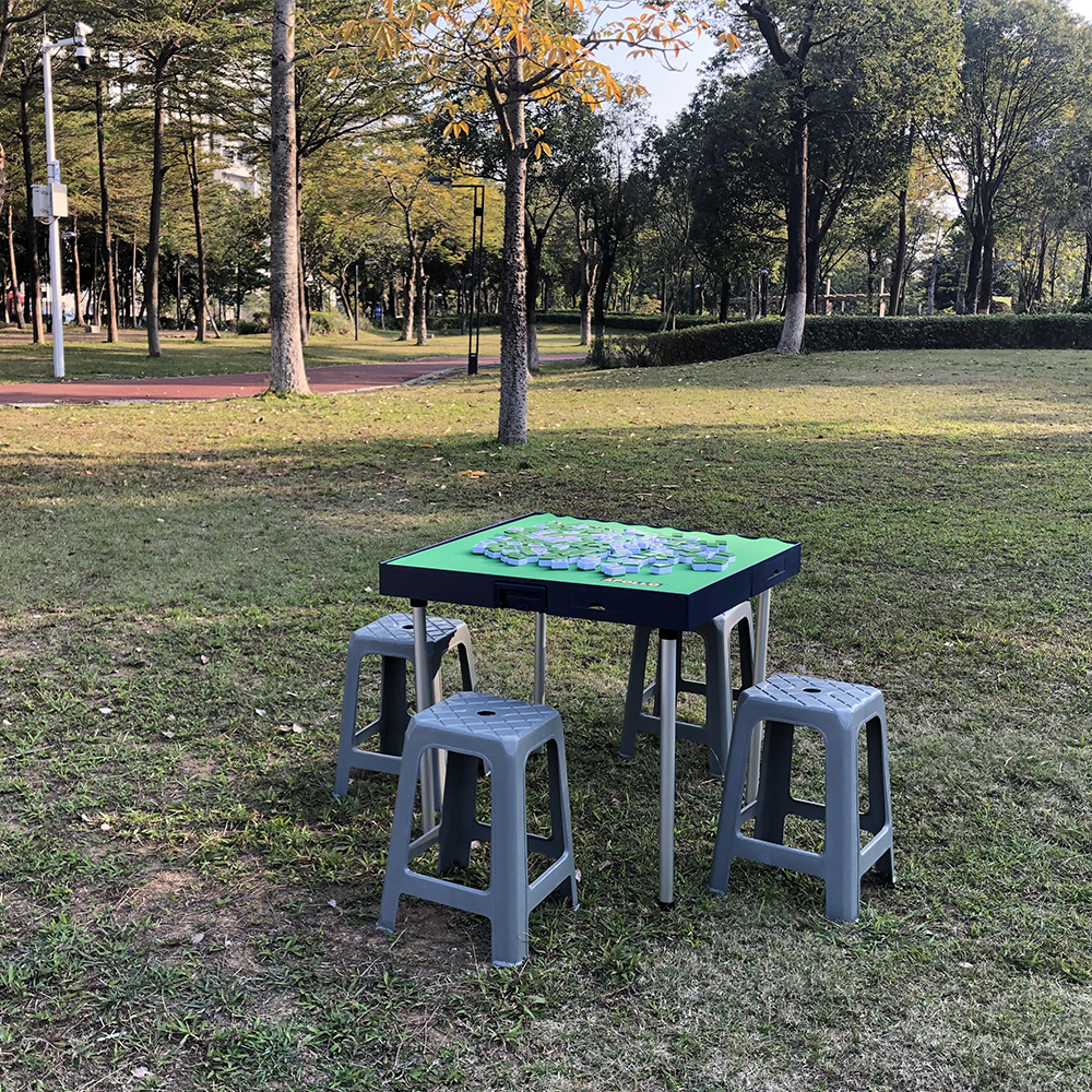 APOLLO家用多功能塑胶料露营户外旅行台娱乐折叠式麻将台餐桌便携