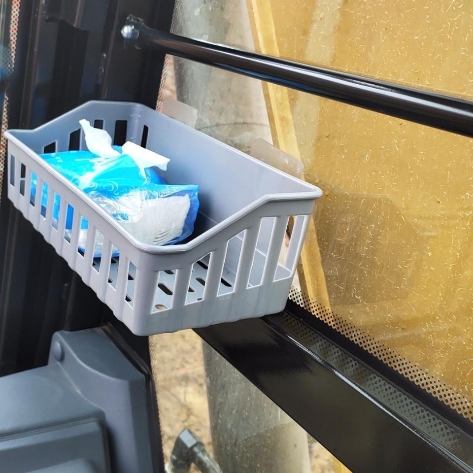 塑料盒驾驶室吊篮挂壁式物篮置物挖掘机篮子框储架小杂物收纳吸盘