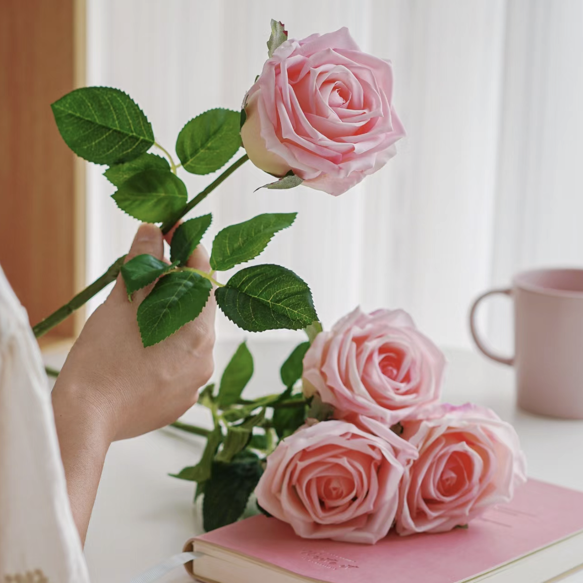 欧月保湿玫瑰花装饰花卉仿真花高档客厅电视柜餐桌塑料花假花摆设