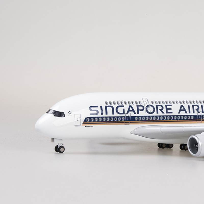 带【轮子带灯】新加坡航空飞机模型380客机仿真民航空客A380新航